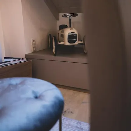 The Attic - Ideally Located In The Old Town Daire