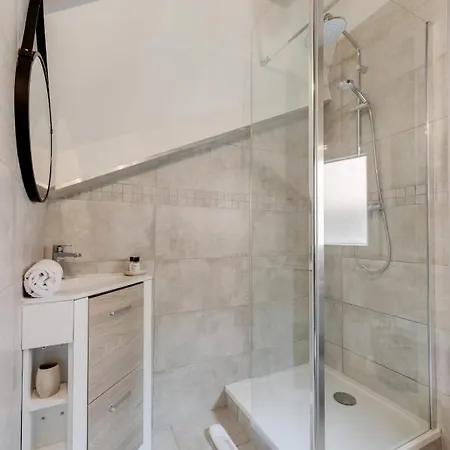 The Attic - Ideally Located In The Old Town * Annecy